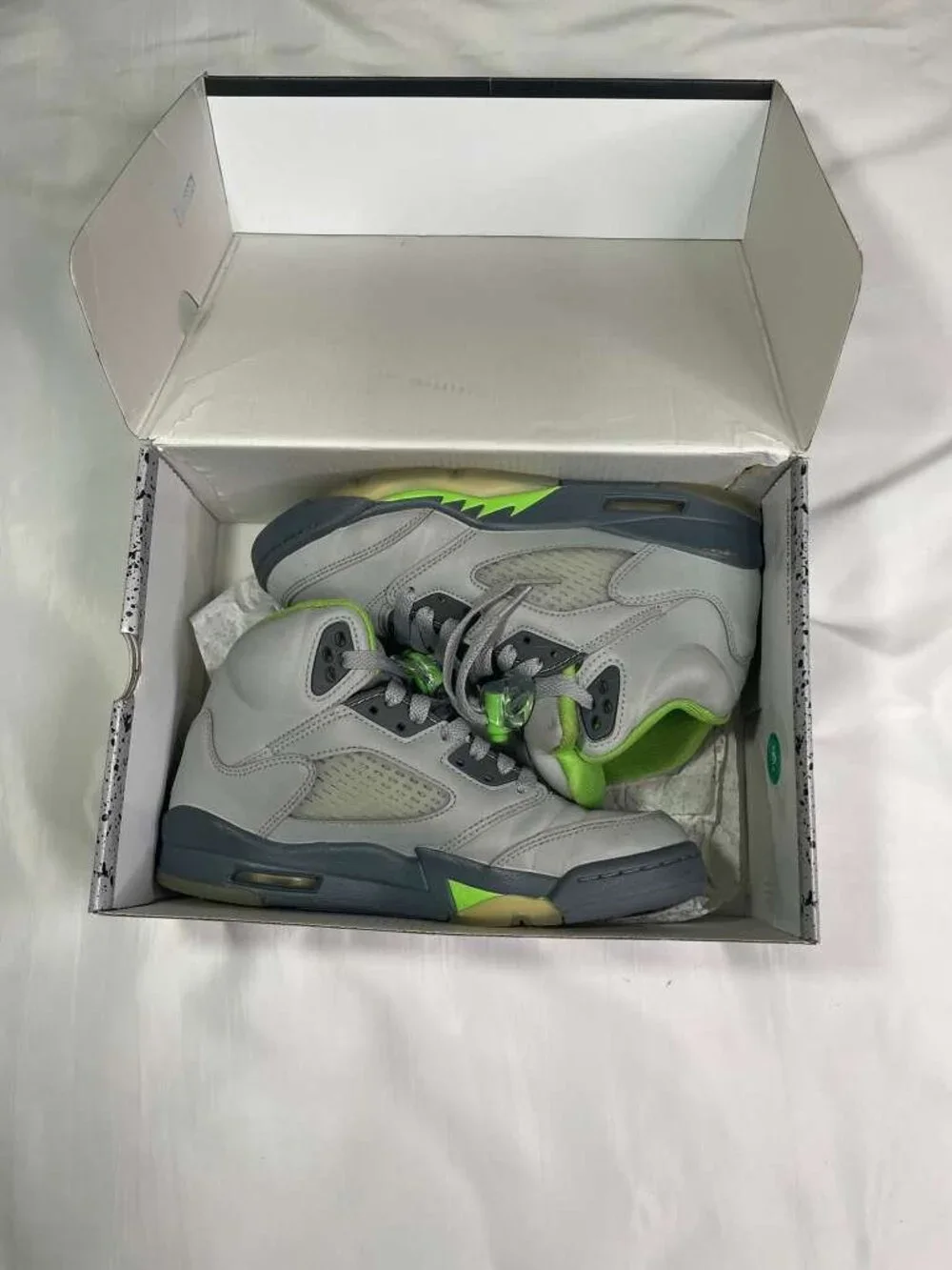 Air Jordan 5 Retro GS Green Bean Silver Flint Grey Size 5Y Youth